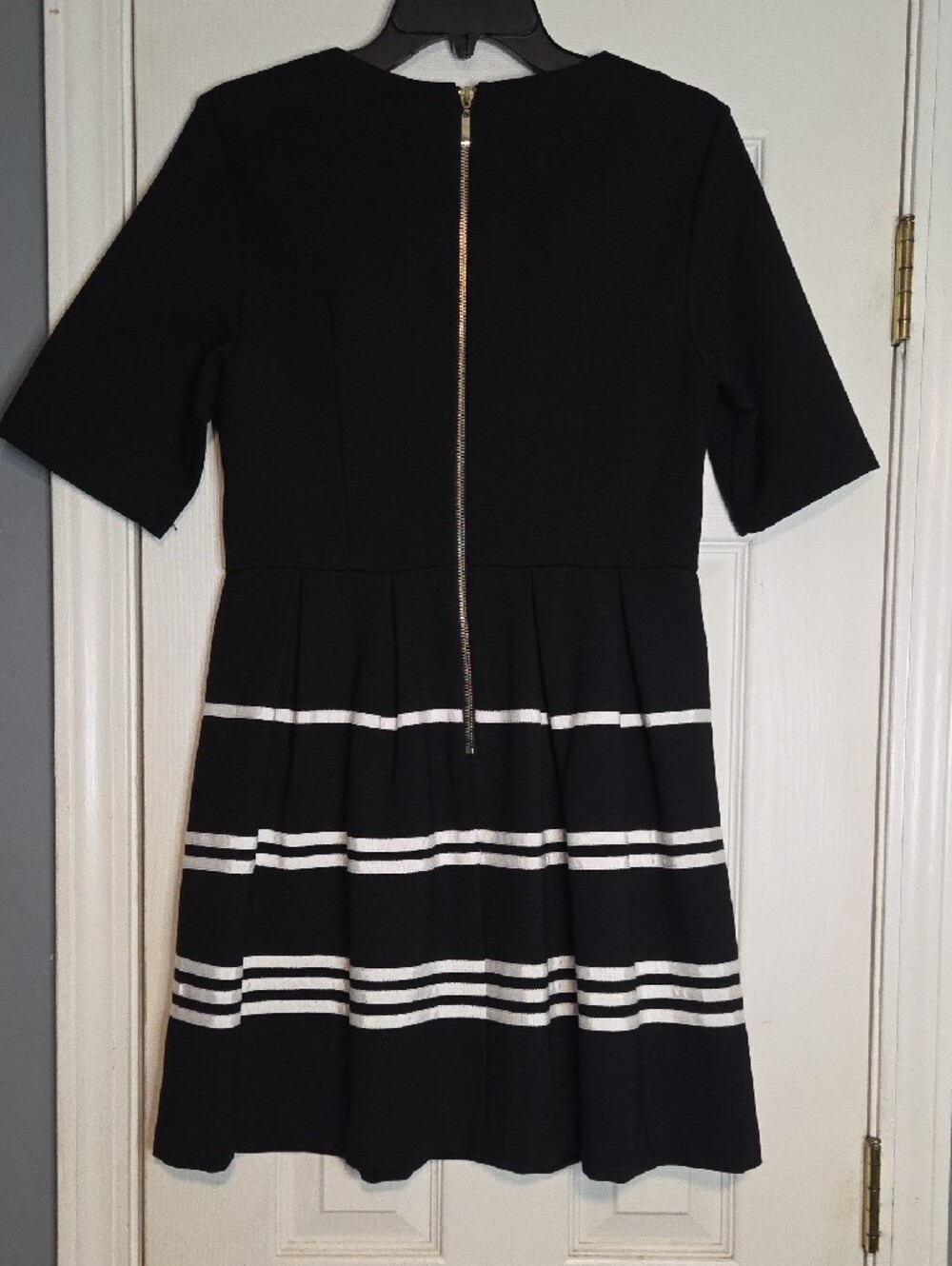 Gibson Latimer Black Dress with White Stripes - Picture 3 of 4
